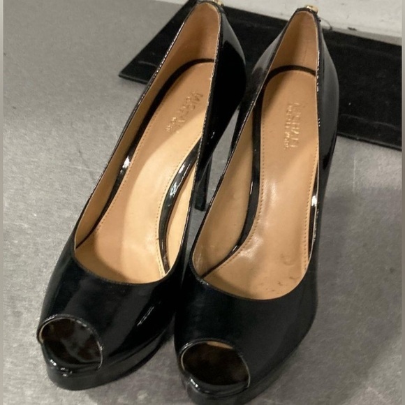 New Michael Kors York Platform Black Patent leather Open Toe Platform Pump - Sz7 - Picture 2 of 6